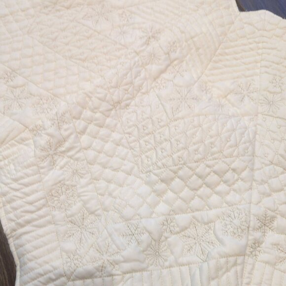 Martha Stewart Off White Snowflake Quilted Christmas Tree Skirt 40" - Picture 2 of 4